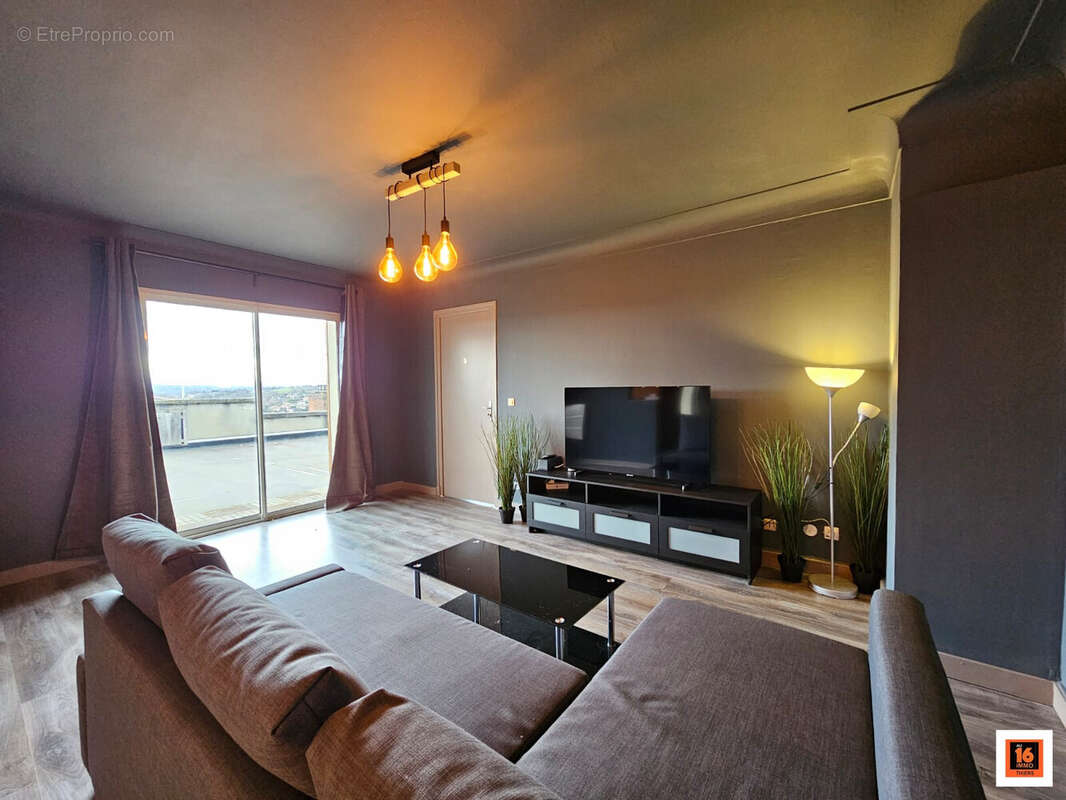 Appartement à THIERS