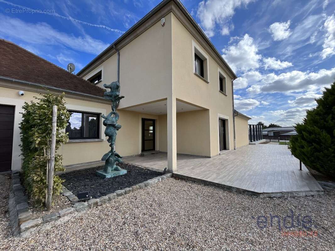 Domaine équestre d'exception avec habitation - photo 17