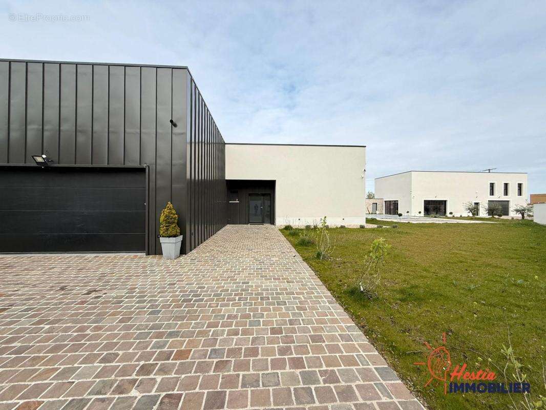 Maison à JOUY-LES-REIMS