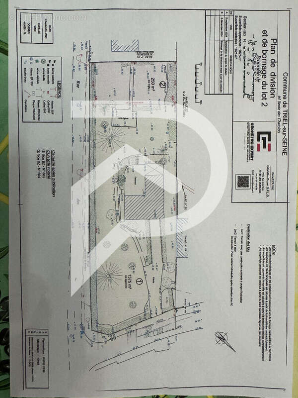 Terrain à TRIEL-SUR-SEINE
