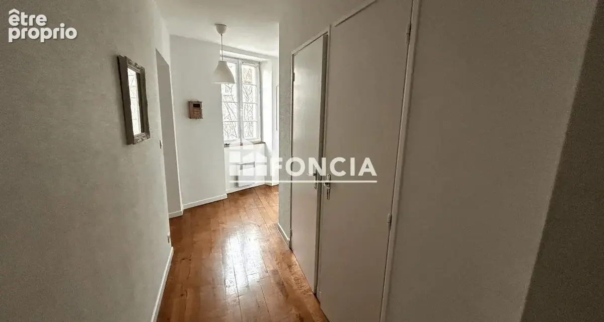 T3 au coeur de l'Ecusson - photo 3