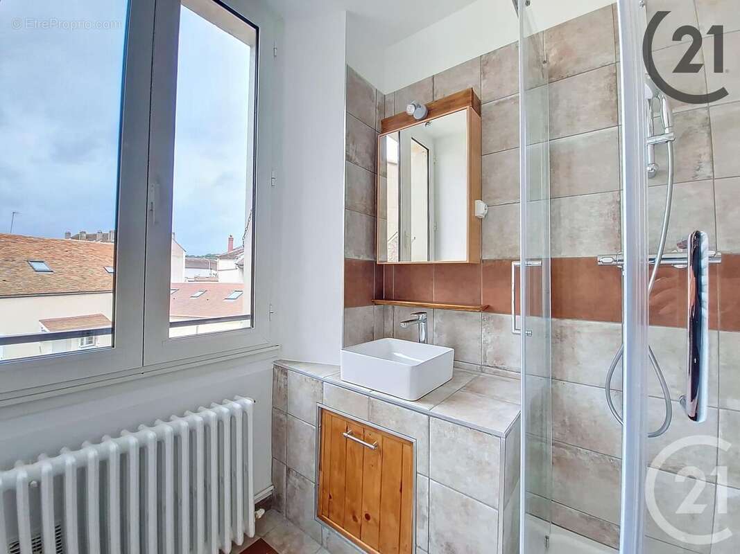 Appartement à MONTEREAU-FAULT-YONNE