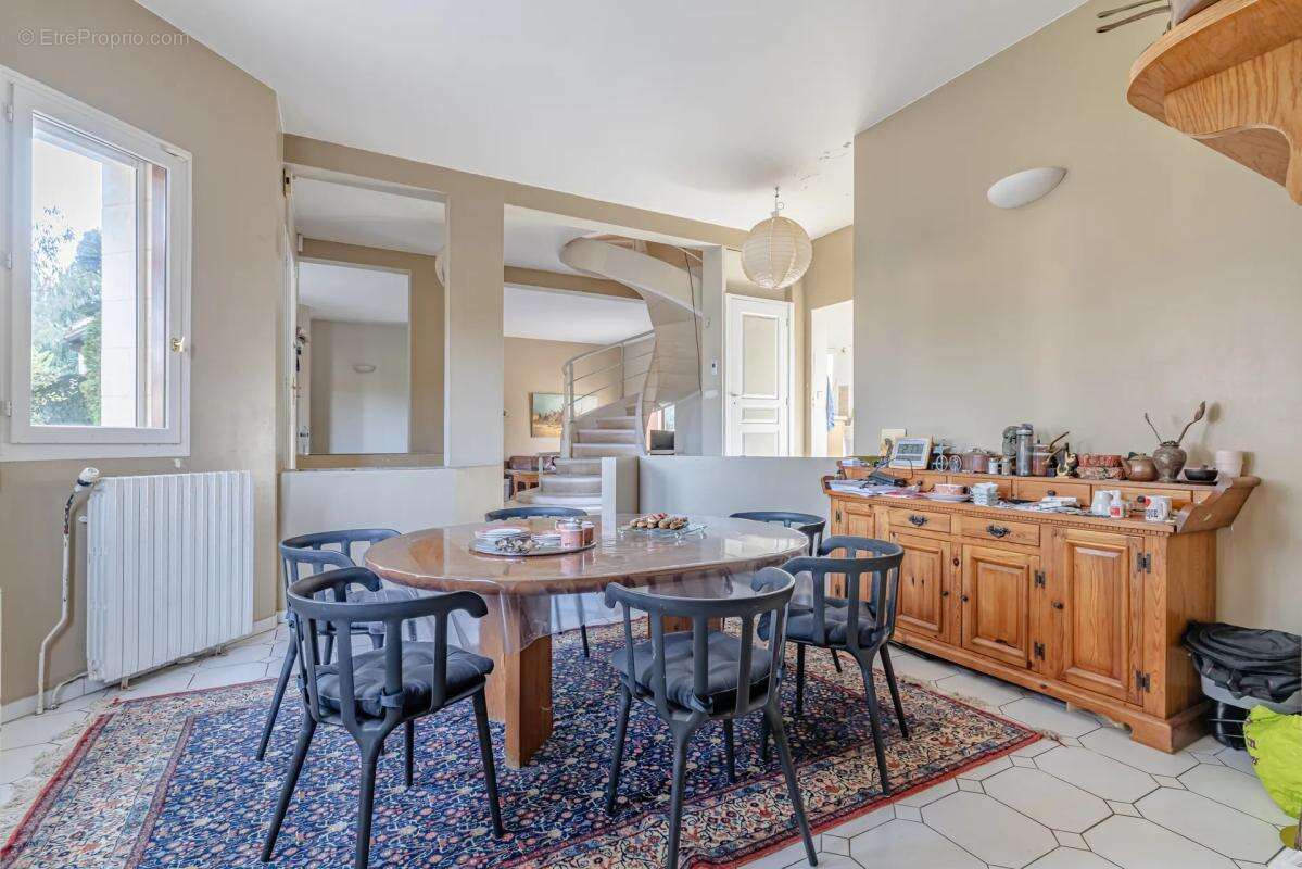 Maison à SAINT-PRIX