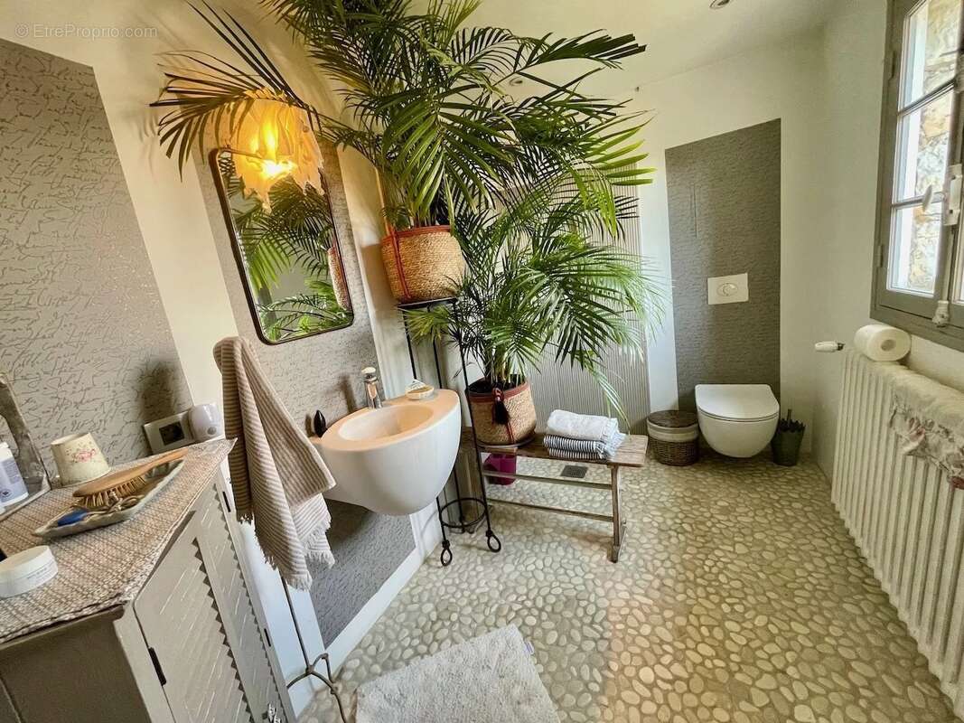 Magnifique Mas plein de charme à vendre à Roquefort-les-Pins / Côte d'Azur, - photo 14