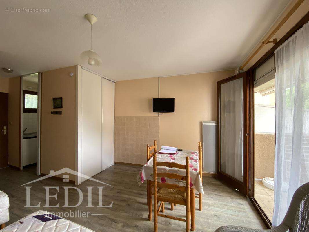 Appartement à CAZAUBON