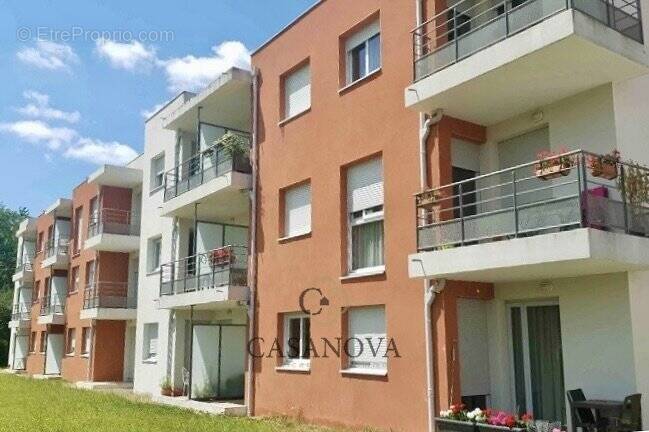 Appartement à YZEURE