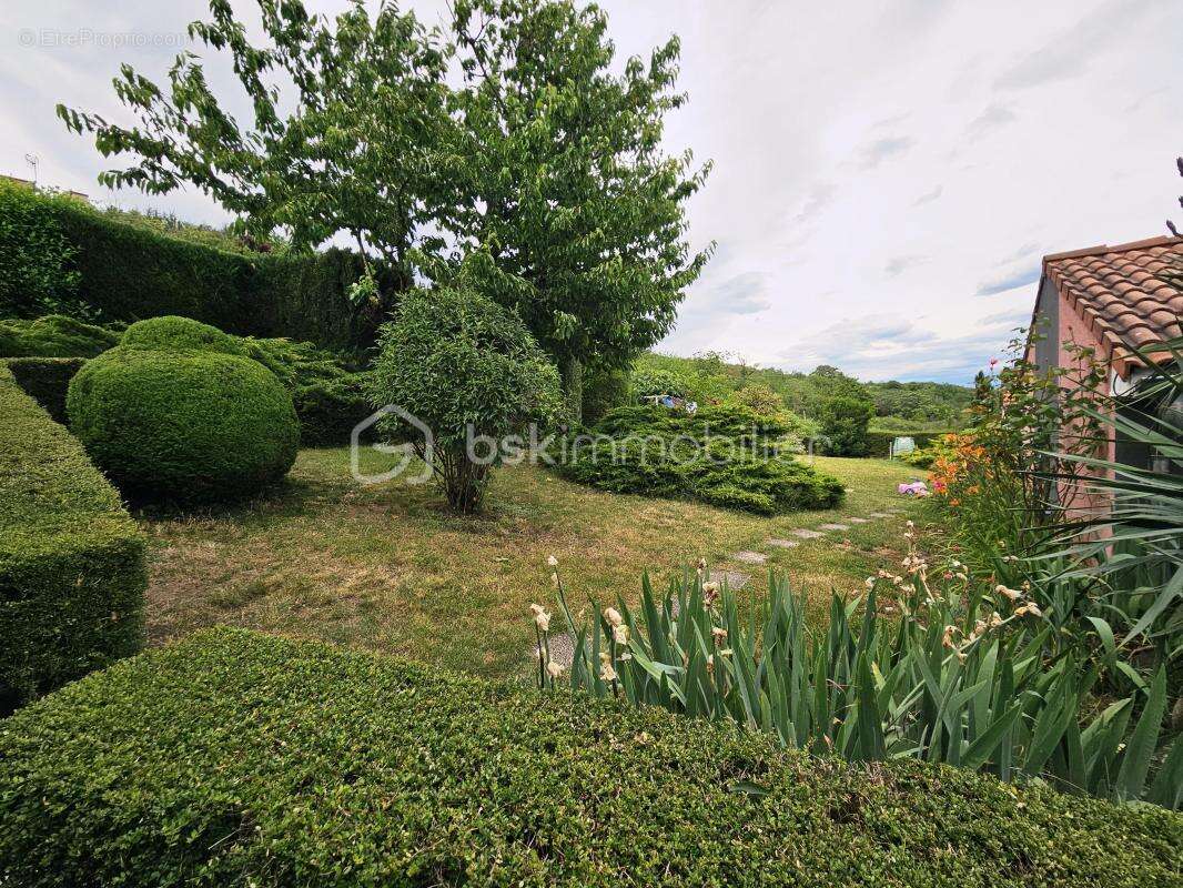 À VENDRE – Maison familiale de plain-pied avec grand terrain – Cournon-d'Auvergne - photo 23