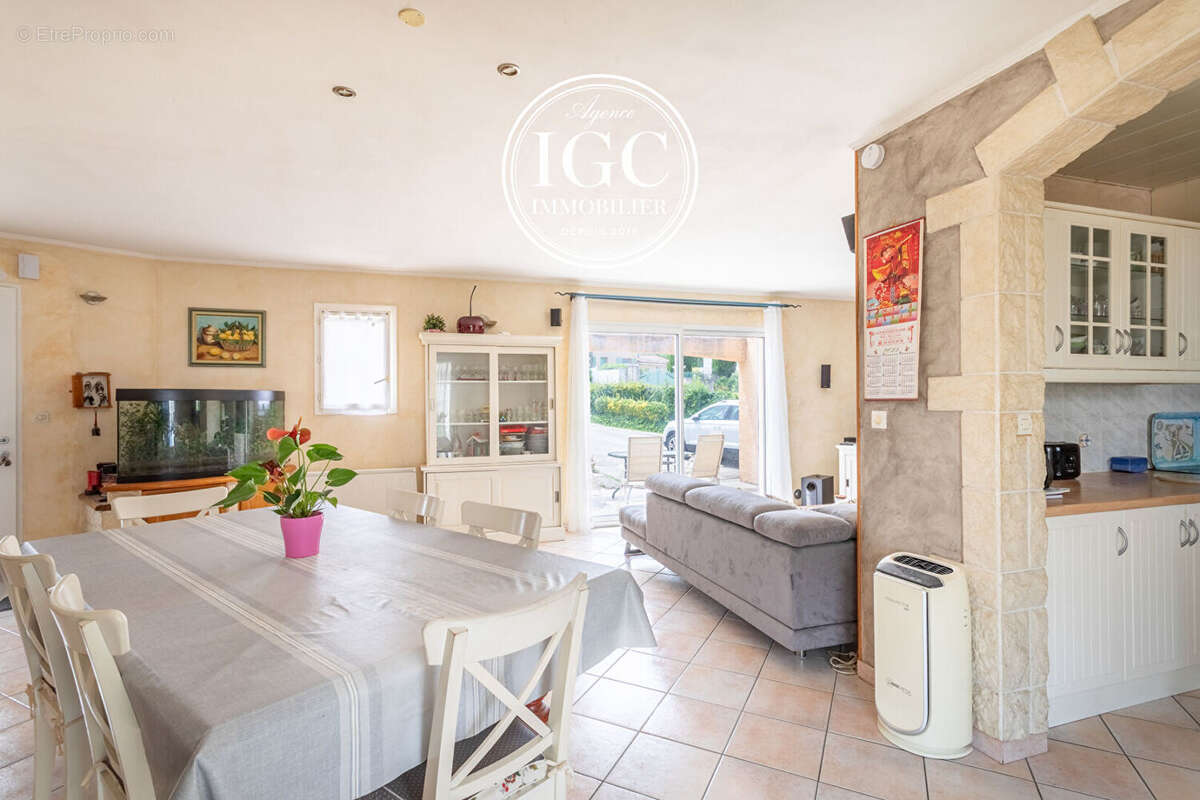 Maison gignac la nerthe 5 pièce(s) - photo 5