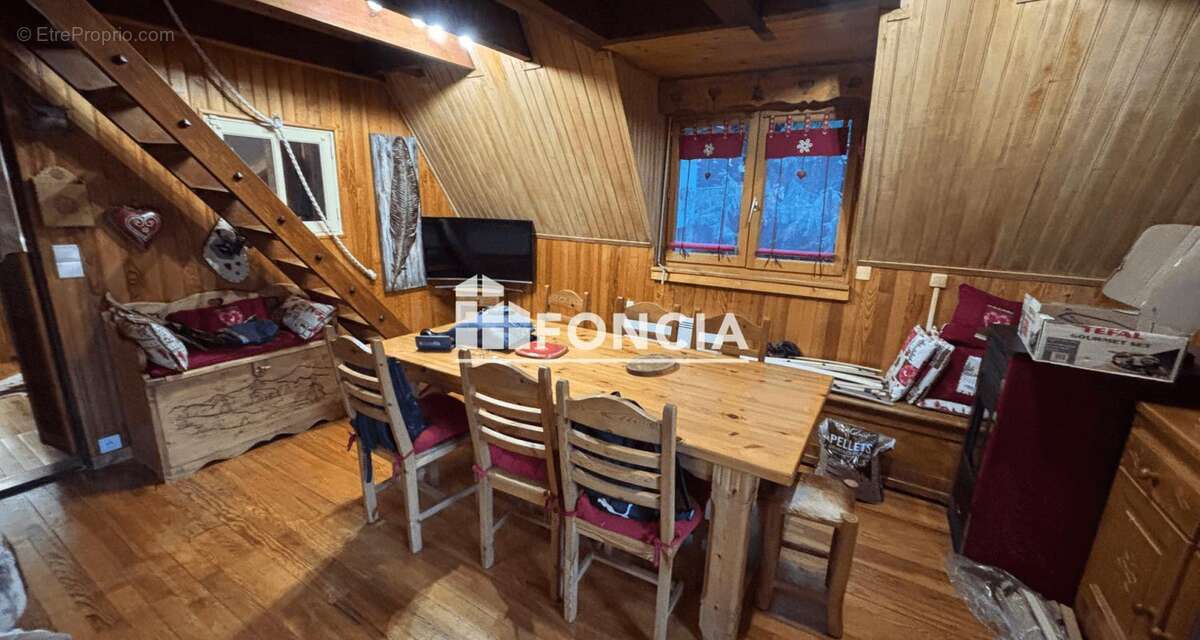 La foux d'allos rare et exceptionnel chalet en coeur de station 8pcs offrant de jolies volumes et des prestations de qualites. n - photo 8