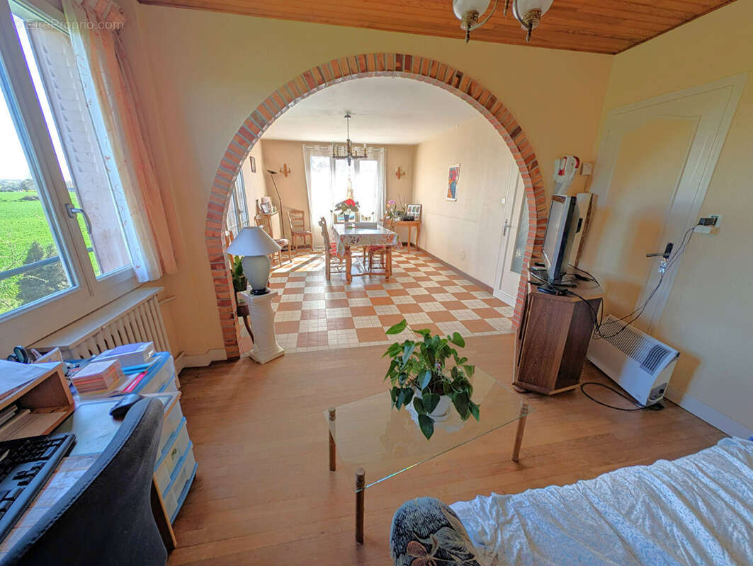 Maison à CHAMPIGNELLES