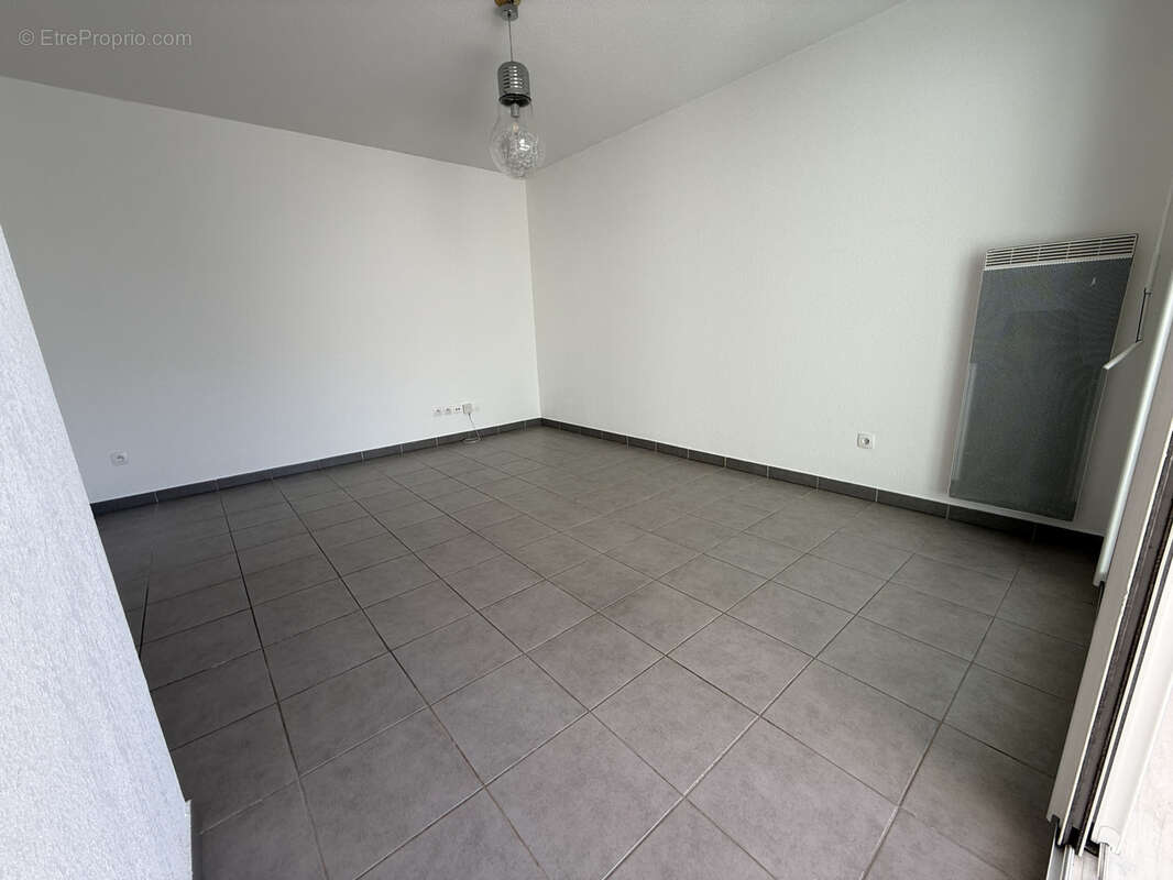 Appartement à LE CRES