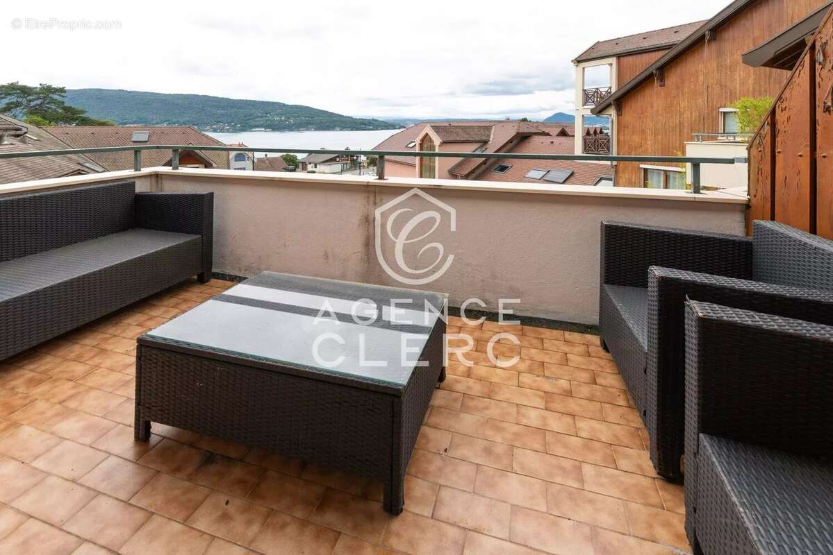 Appartement à VEYRIER-DU-LAC
