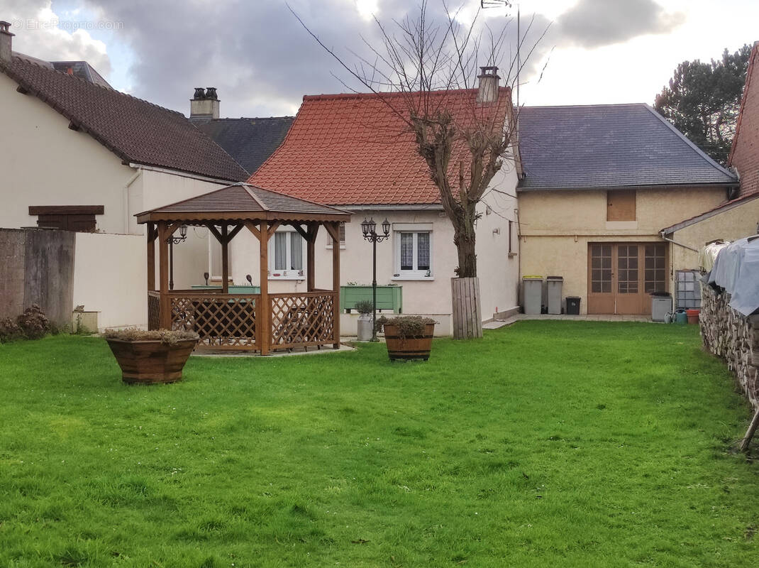 Maison à FRIVILLE-ESCARBOTIN