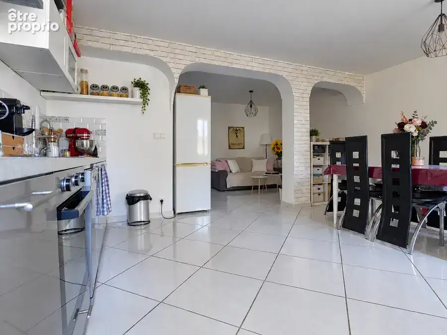 A Vendre Appartement Type 3 Avec Parking Vienne 38200 - photo 2