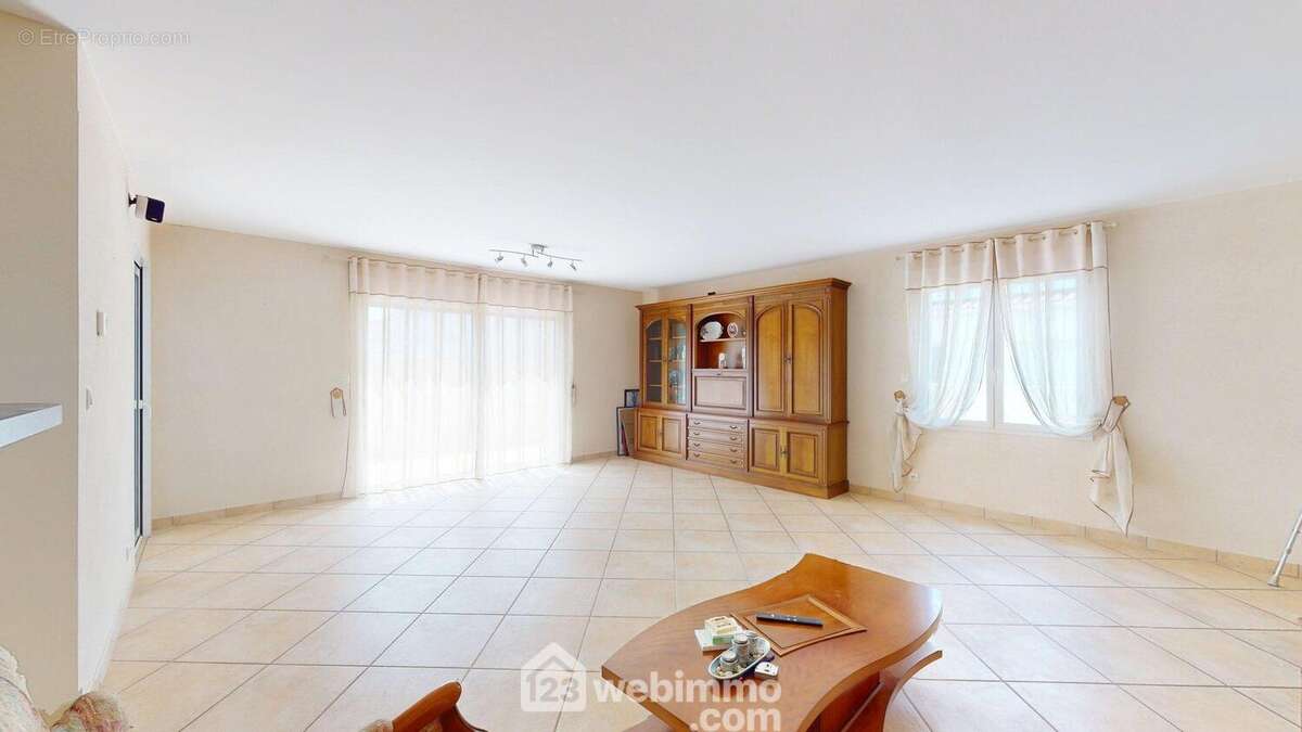 Pièce de vie lumineuse - Maison à JARD-SUR-MER