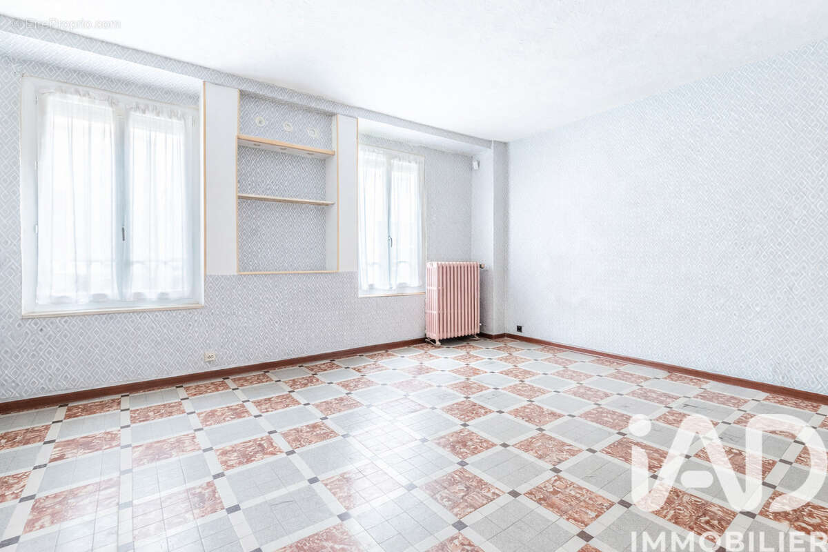 Photo 3 - Maison à ETRECHY