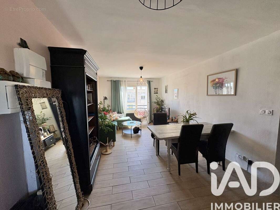 Photo 3 - Appartement à NIMES