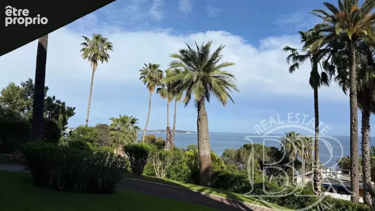 VALLAURIS A Vendre  appartement  avec la terrasse de 80m2  T3 Vallauris vue panoramique mer - photo 30