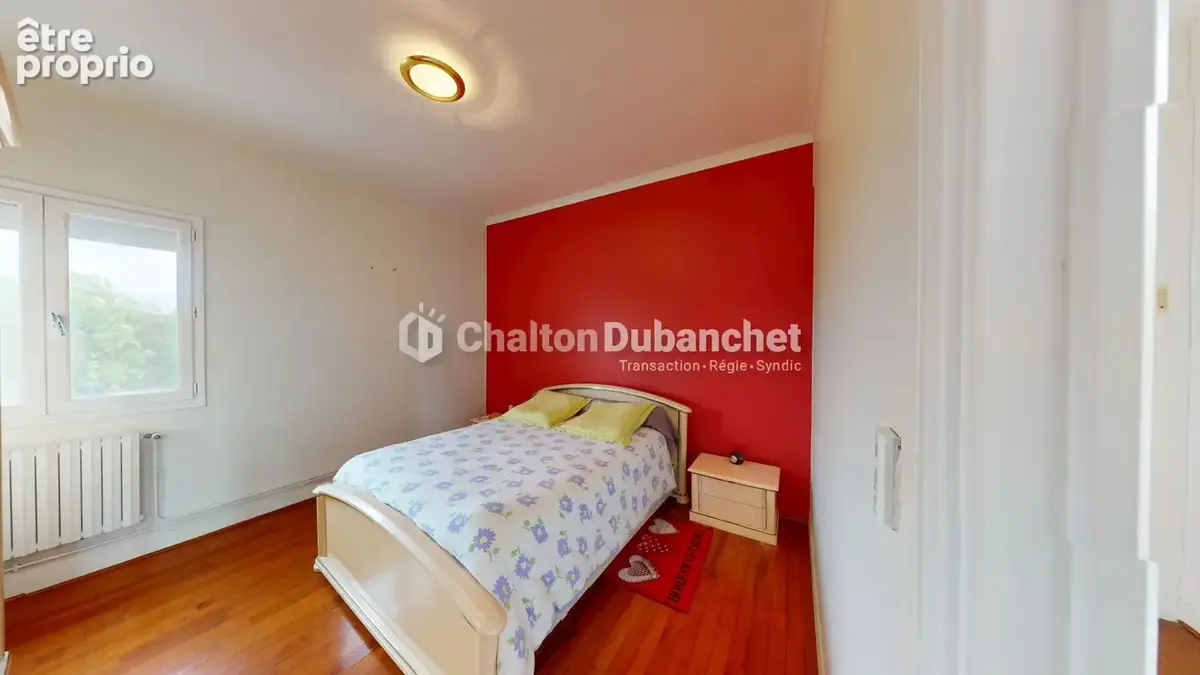 SAINT DENIS DE CABANNE (42) - Maison 6 pièces 175 m2 avec dépendances et terrain - photo 6