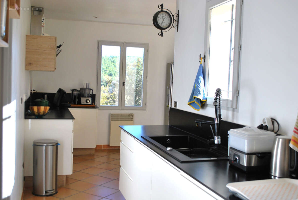 Maison à SAINT-ANTONIN-DU-VAR