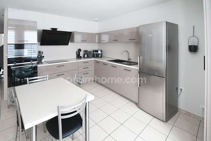 Appartement à LONGLAVILLE