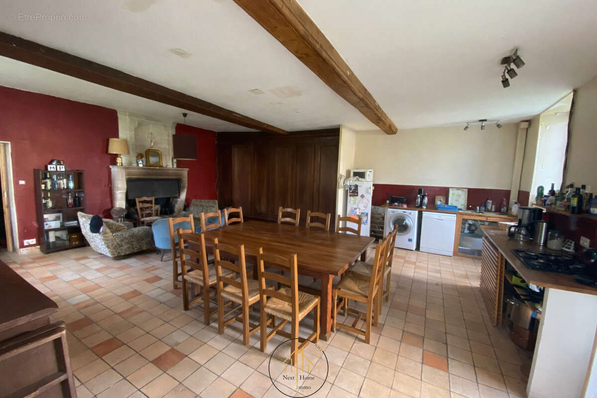Maison à CHALAIS