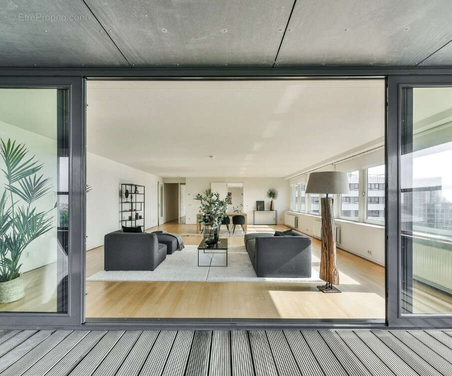 Appartement à LE PLESSIS-ROBINSON