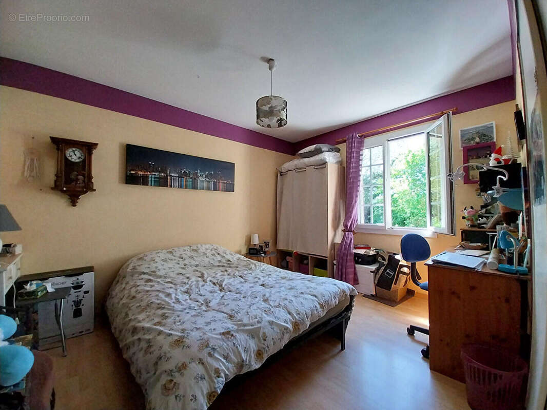 Maison à NOUAILLE-MAUPERTUIS