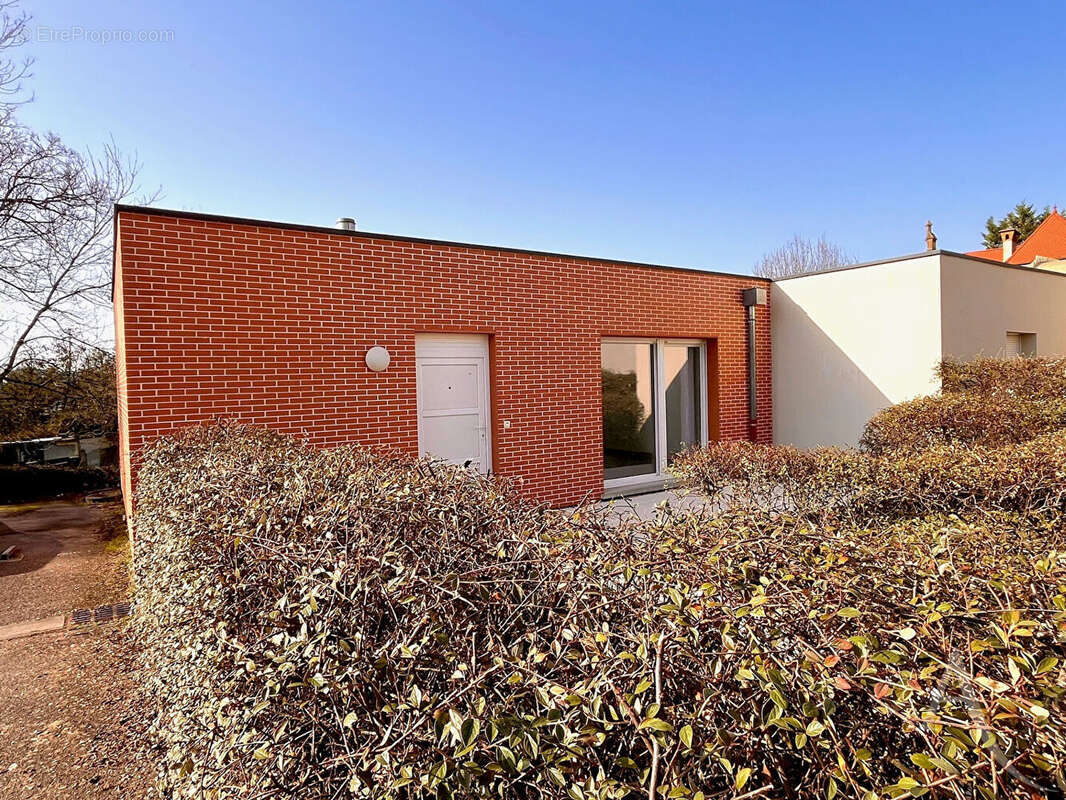 Metz Queuleu F2 avec jardin terrasse privative + parking - photo 15