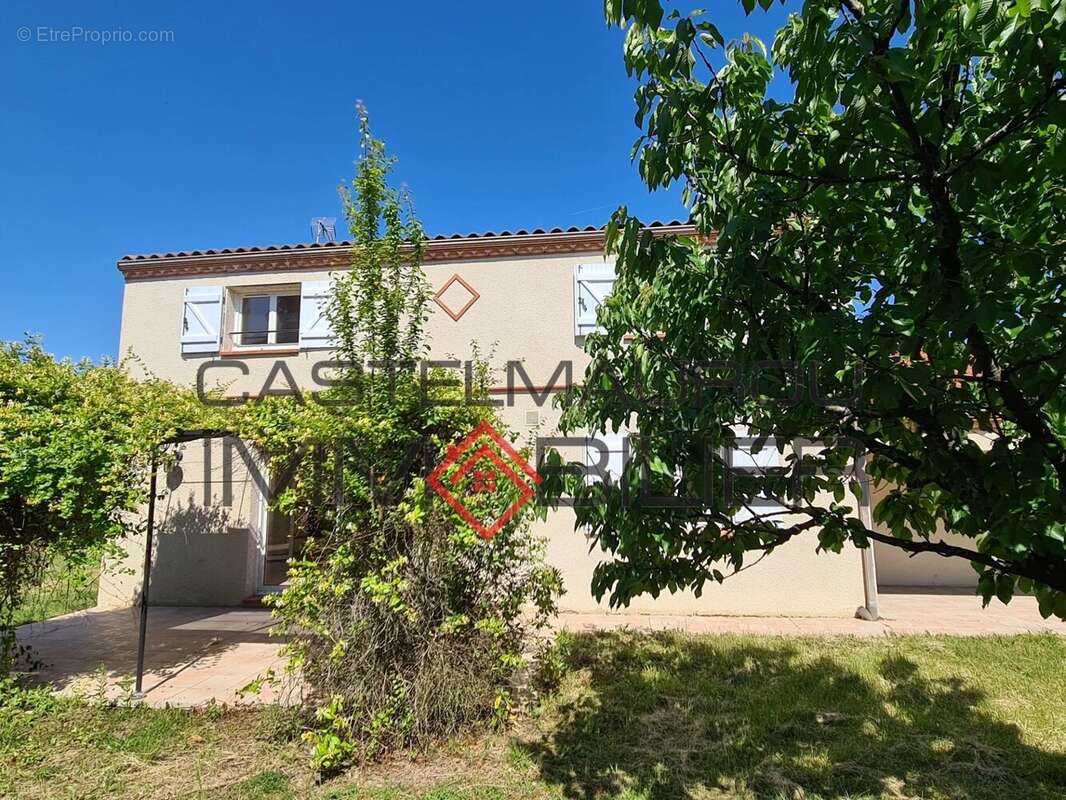 Maison à SAINT-LOUP-CAMMAS