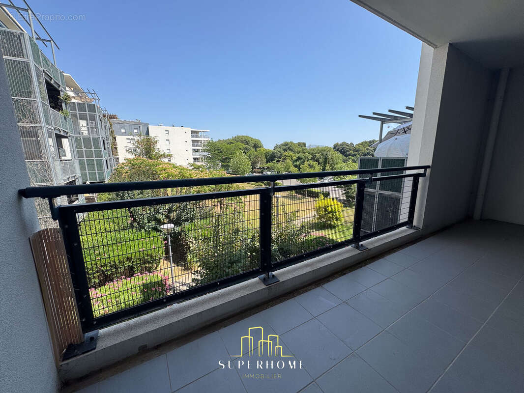Grand t3 ensoleille et au calme avec terrasse  et  parking - photo 15