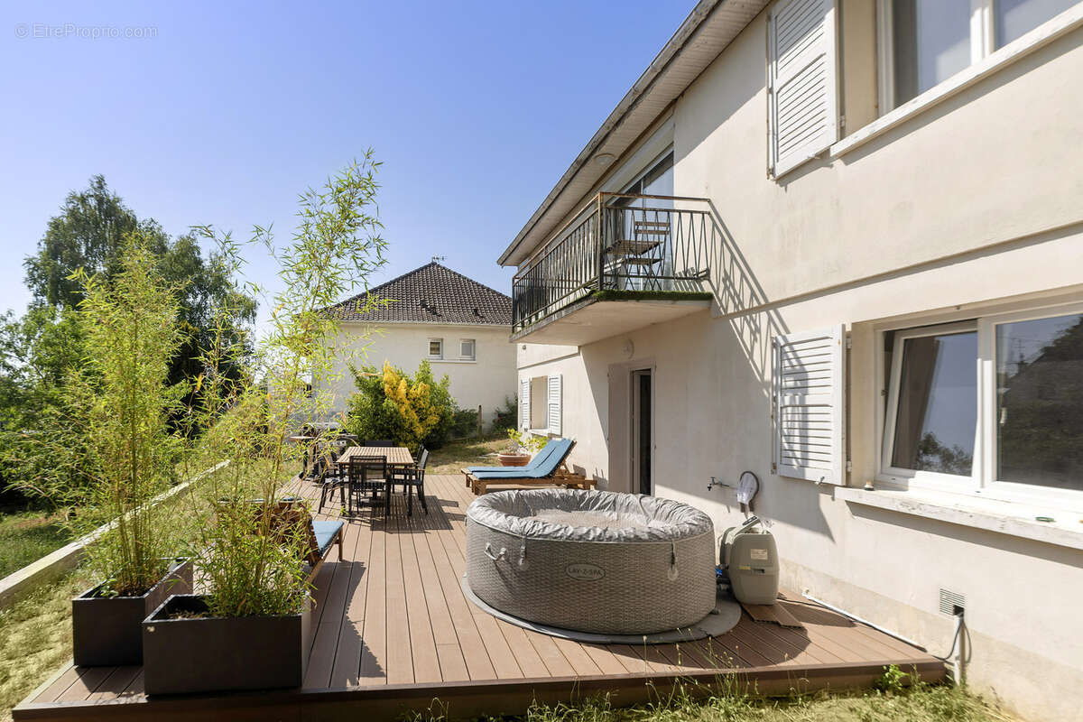 Maison à LA FERTE-ALAIS