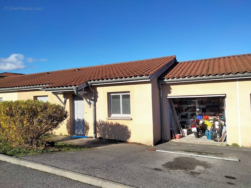 Maison à L&#039;ISLE-D&#039;ABEAU