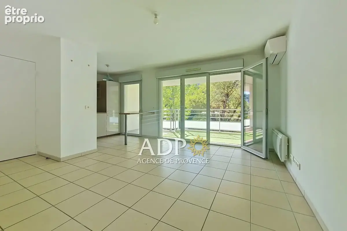 Appartement 2 pièces 43 m² à vendre à Mandelieu-La-Napoule (06210) - photo 2