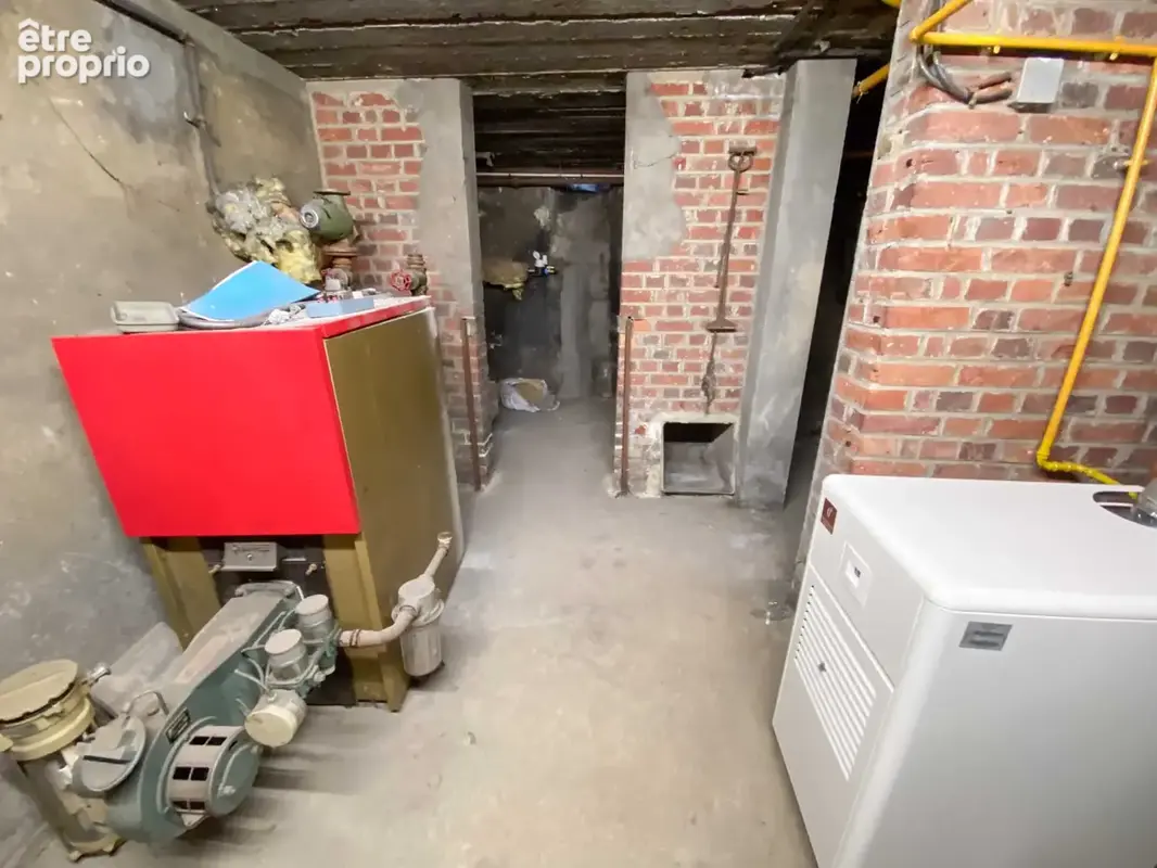 Immeuble de caractère offrant de nombreuses possibilités d'aménagement - photo 10