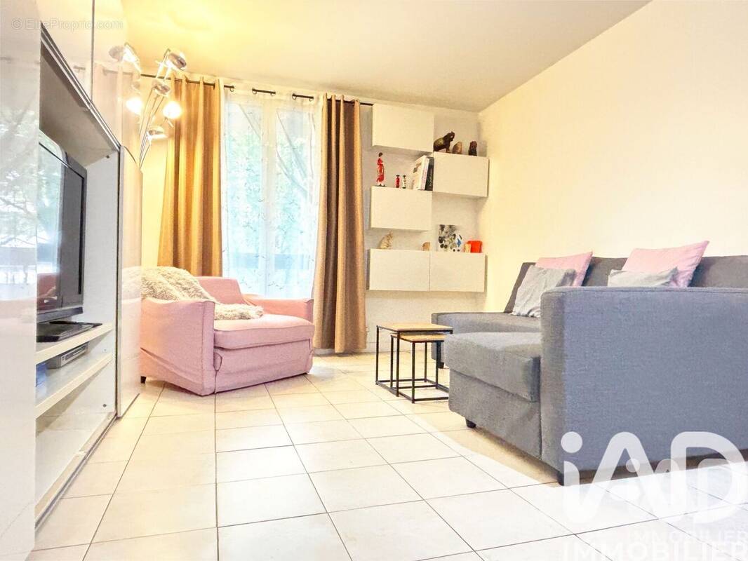 Photo 1 - Appartement à BOISSY-SAINT-LEGER