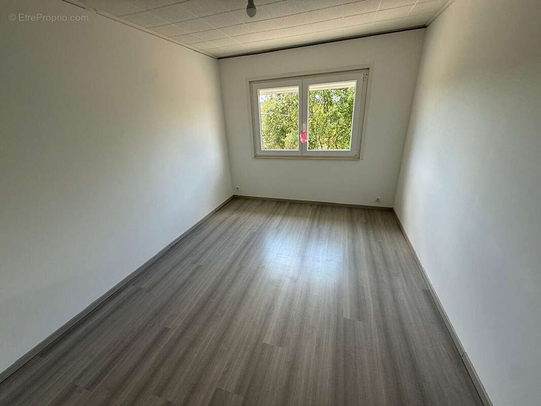 Maison Madonne Et Lamerey 6 pièce(s) 150 m2 - photo 4