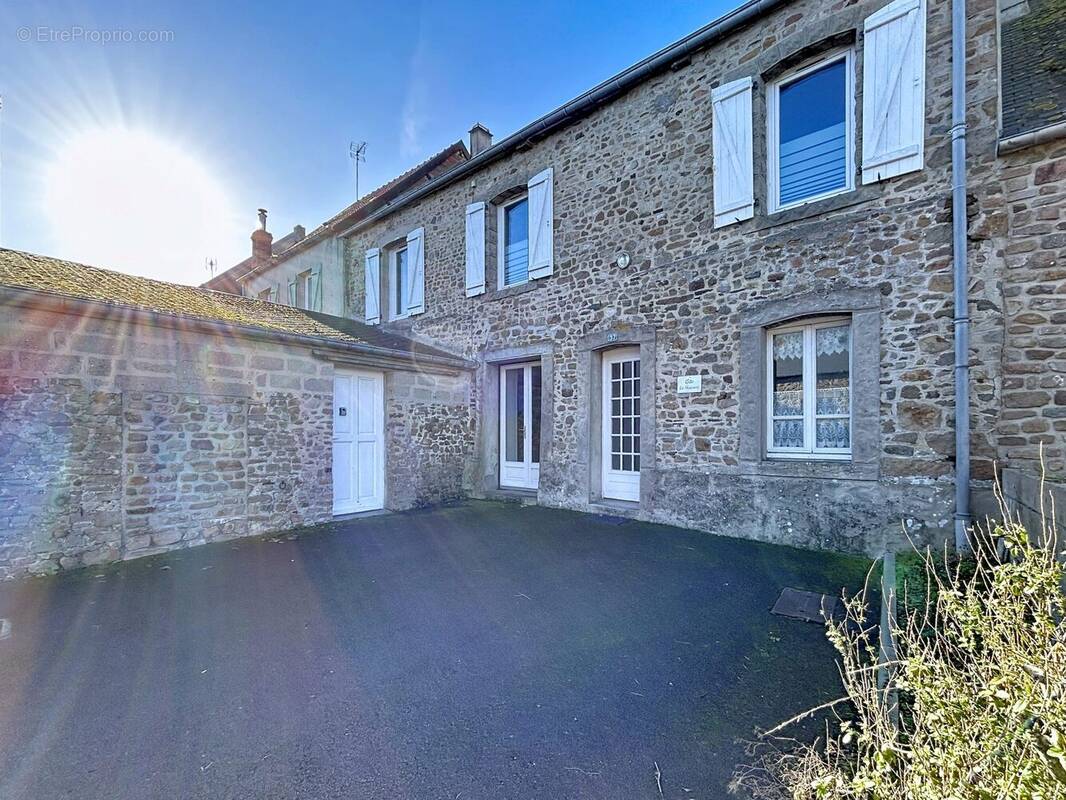 Maison à CREANCES