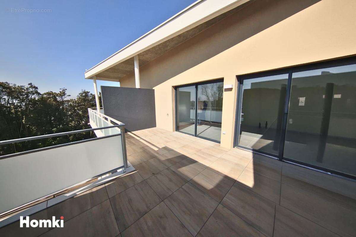 Appartement à LUNEL