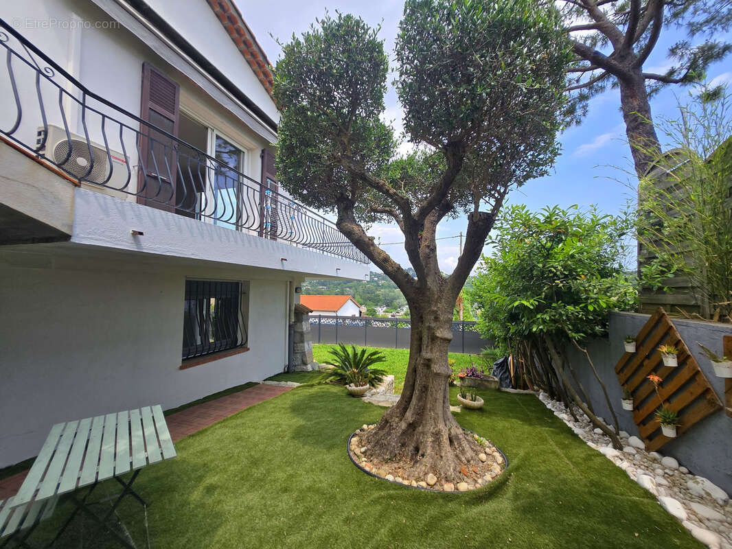 Maison à CAGNES-SUR-MER