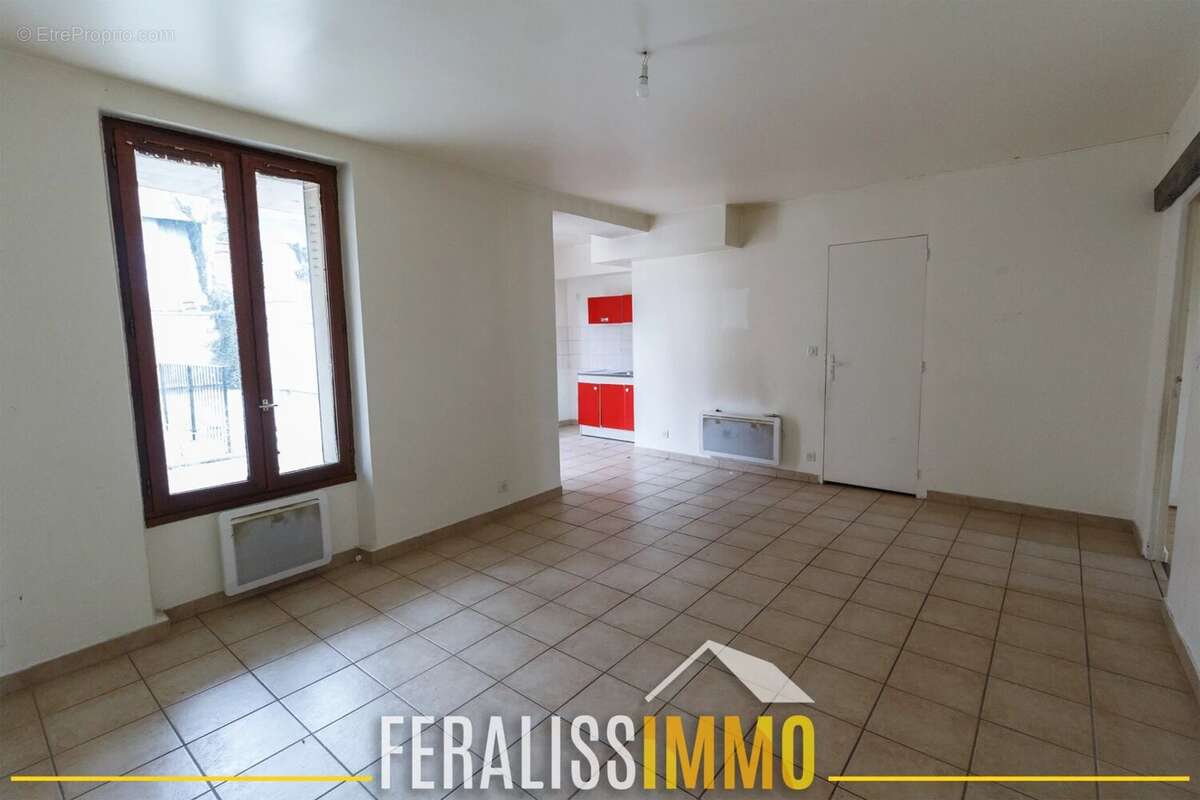 Appartement à VAUX-SUR-SEINE