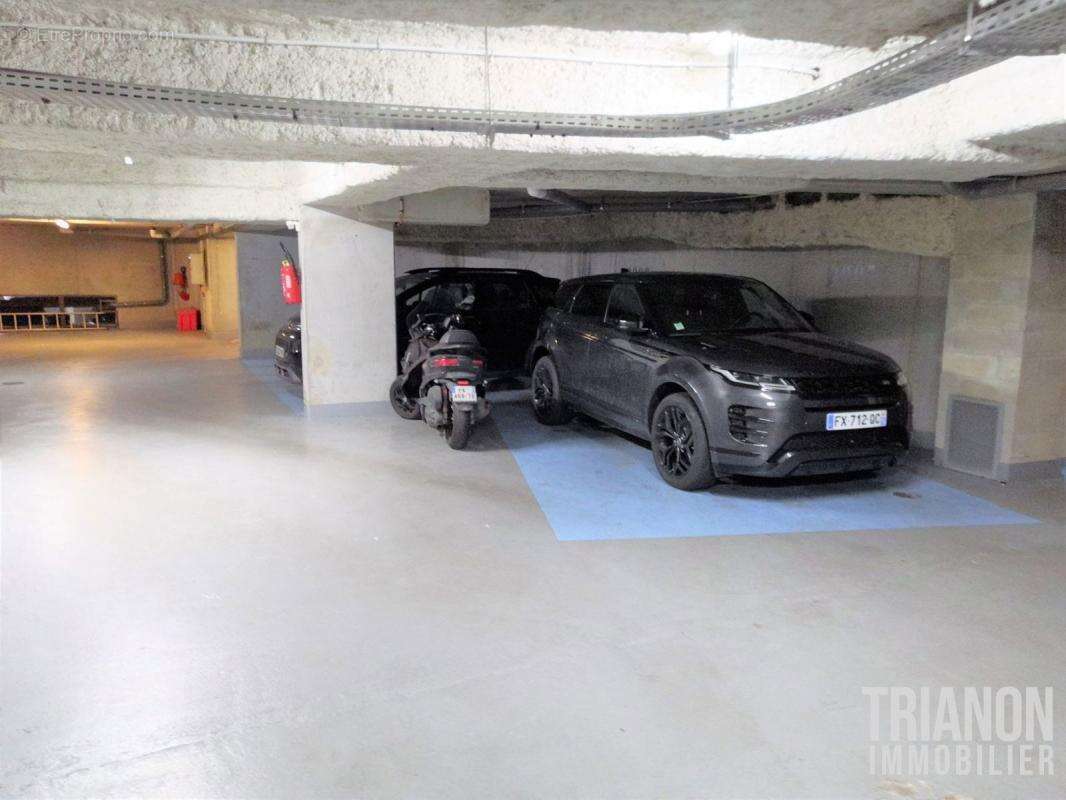 Appartement à SURESNES