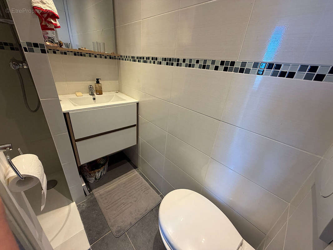 Appartement à CORCELLES-LES-MONTS