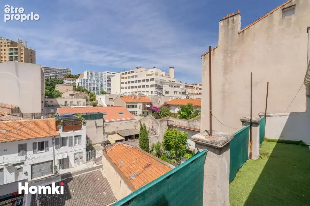 Appartement T3 traversant de 64 m² à Marseille 13006, Rue Paradis - photo 2