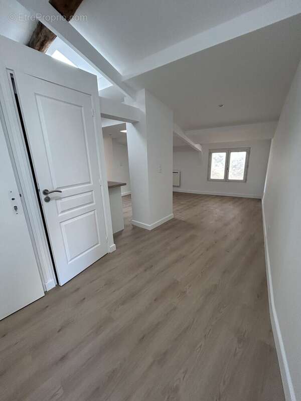 Appartement à TRETS