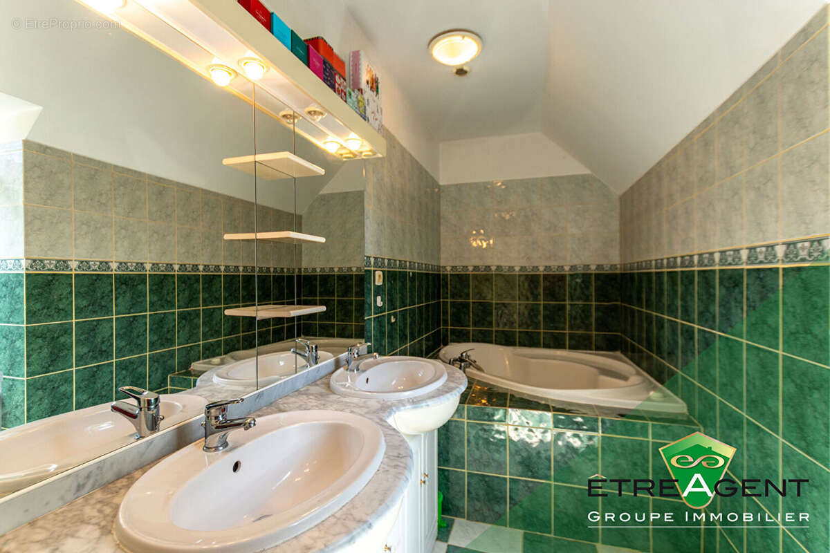 Maison à RONQUEROLLES