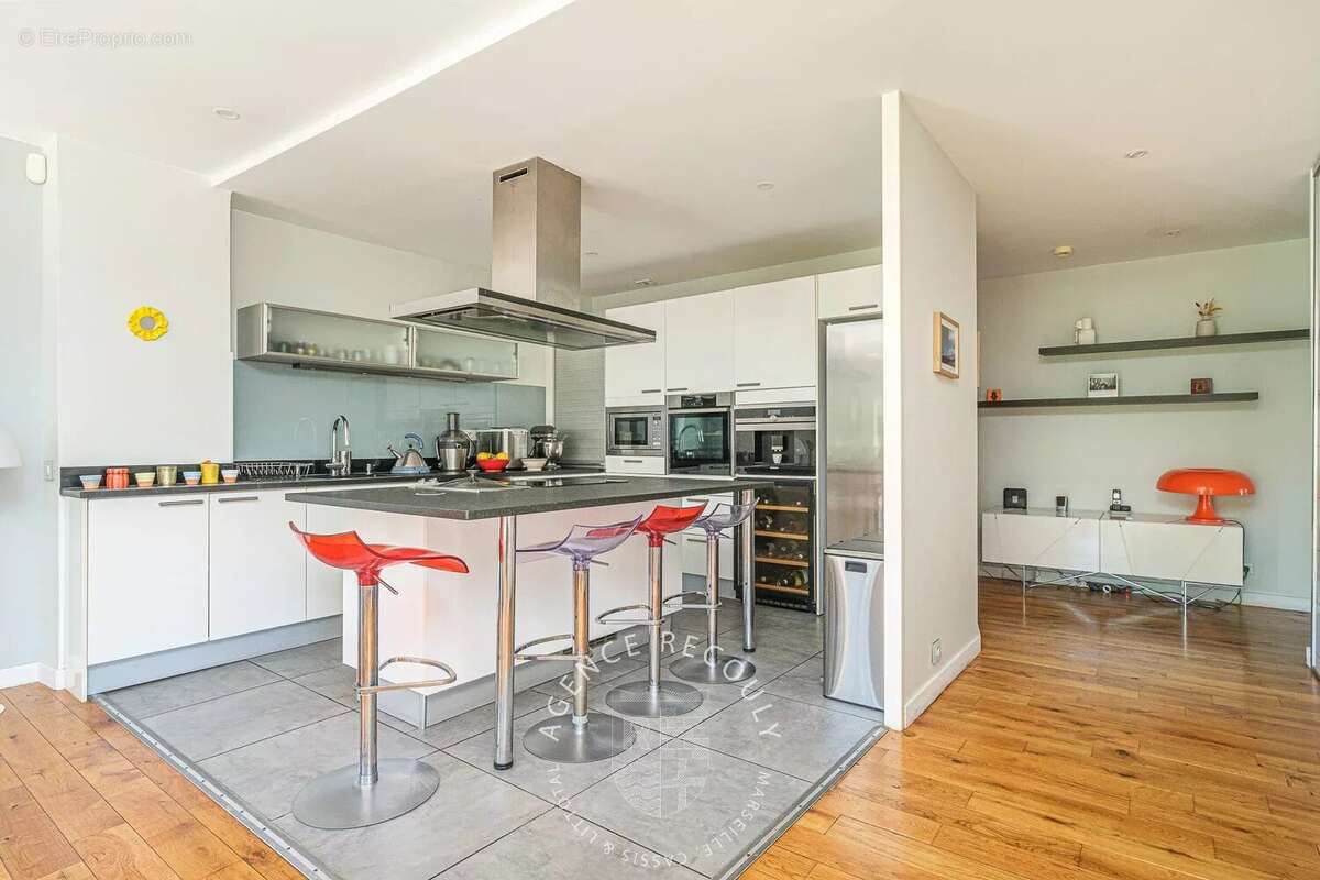 Appartement à MARSEILLE-7E