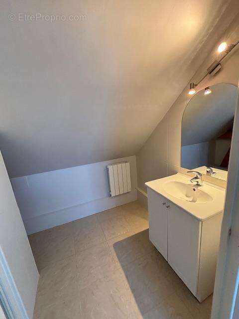 Maison à THIERS-SUR-THEVE