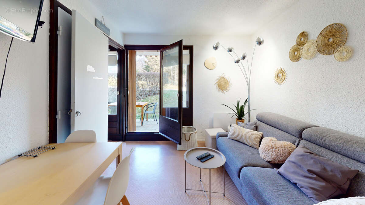 Appartement à ONNION