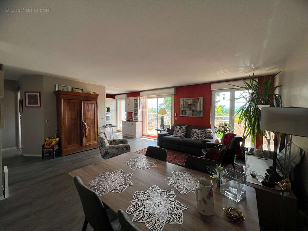 Appartement à BILLERE